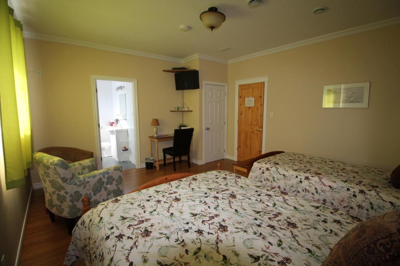 The Fiddle And The Sea Bed And Breakfast Port Hood Exterior foto